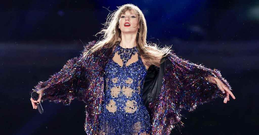 Dopo i rumours sul diss verso Charli Xcx, Taylor Swift charisce il significato del brano “Actually Romantic”