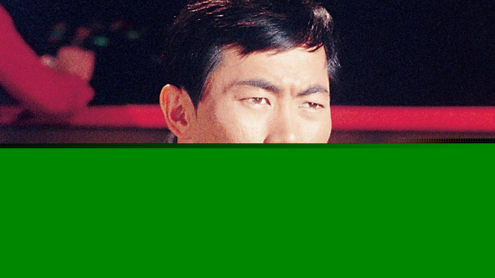 8 Best Starship Pilots in Star Trek Canon, Ranked