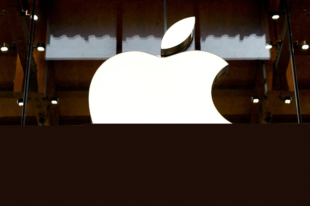 Alibaba's Apple tie-up adds fuel to China's hottest ETF: Chart of the Day