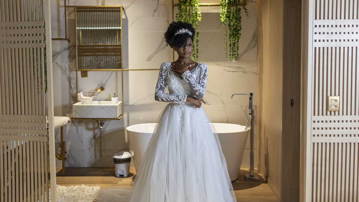 My best friend married my father — Then handed me a mysterious birthday gift