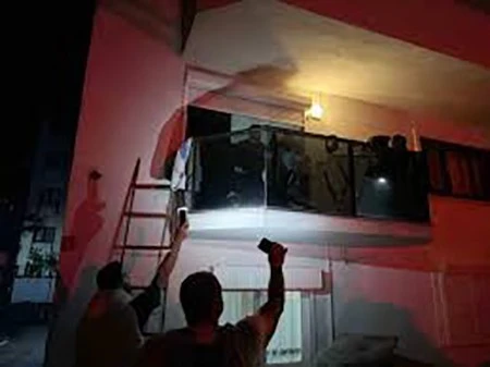 Sevgilisini bıçak darbeleriyle öldürüp 112'yi aradı