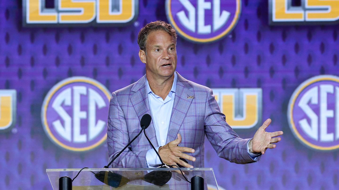 Lane Kiffin's Approach to LSU's Fall Camp Is Clear