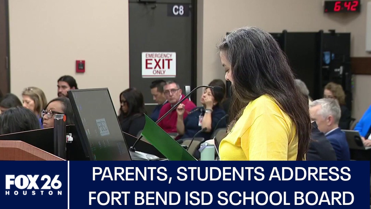 Fort Bend ISD parents, students warn of consolidation impacts during board meeting