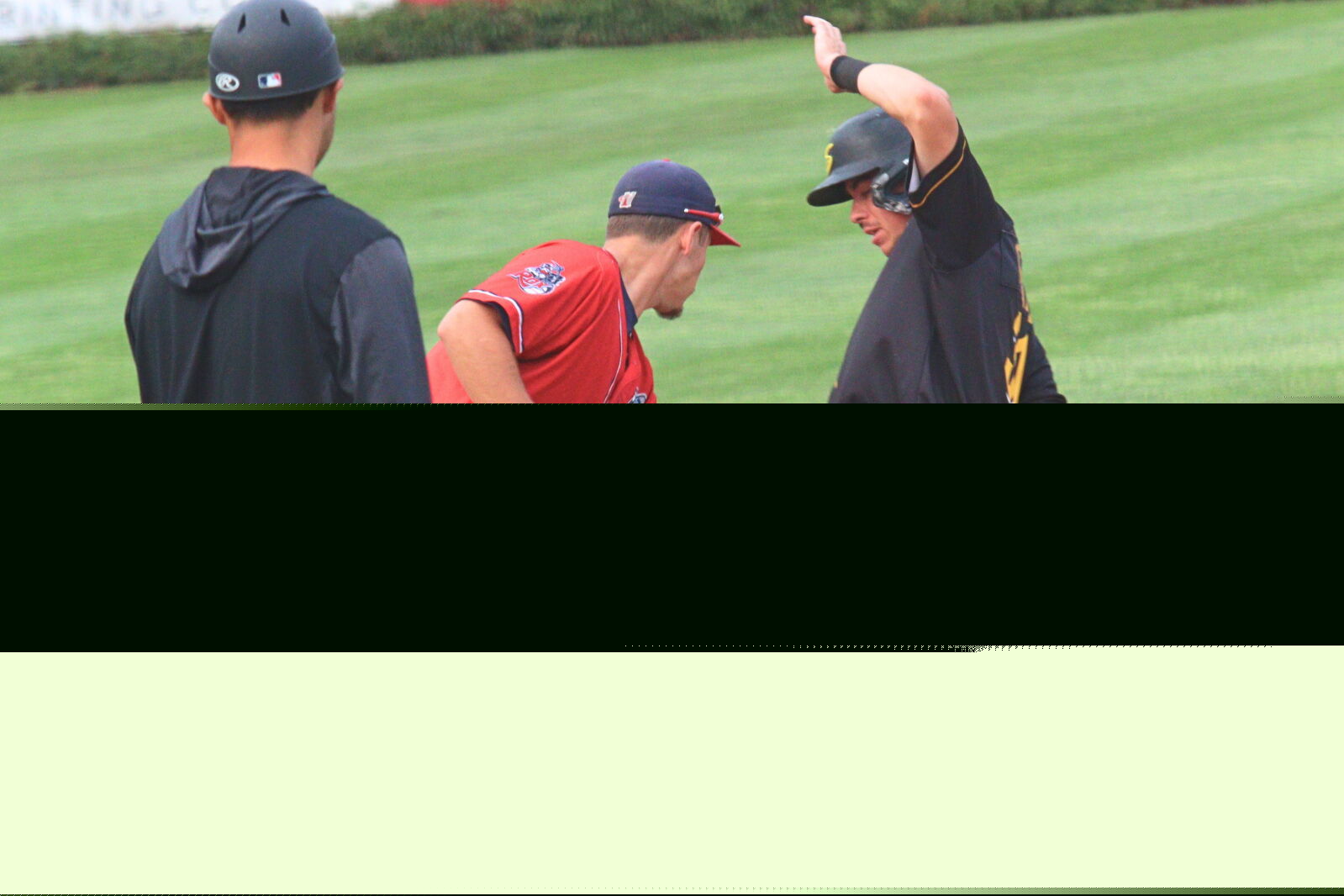 Stingers have big 6th inning, beat Rox, 4-0, to force Game 3