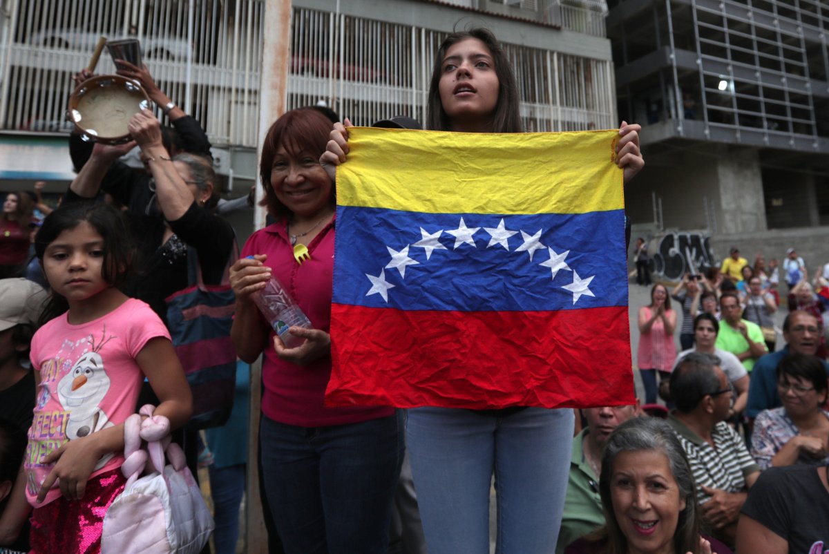 Supreme Court again approves ending protective status for Venezuelans