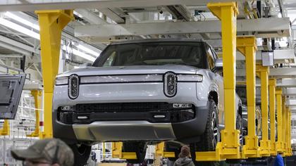 ‘Do or die’ time for automaker as all drivers to lose free $7.5k that helps them buy cars from September 30
