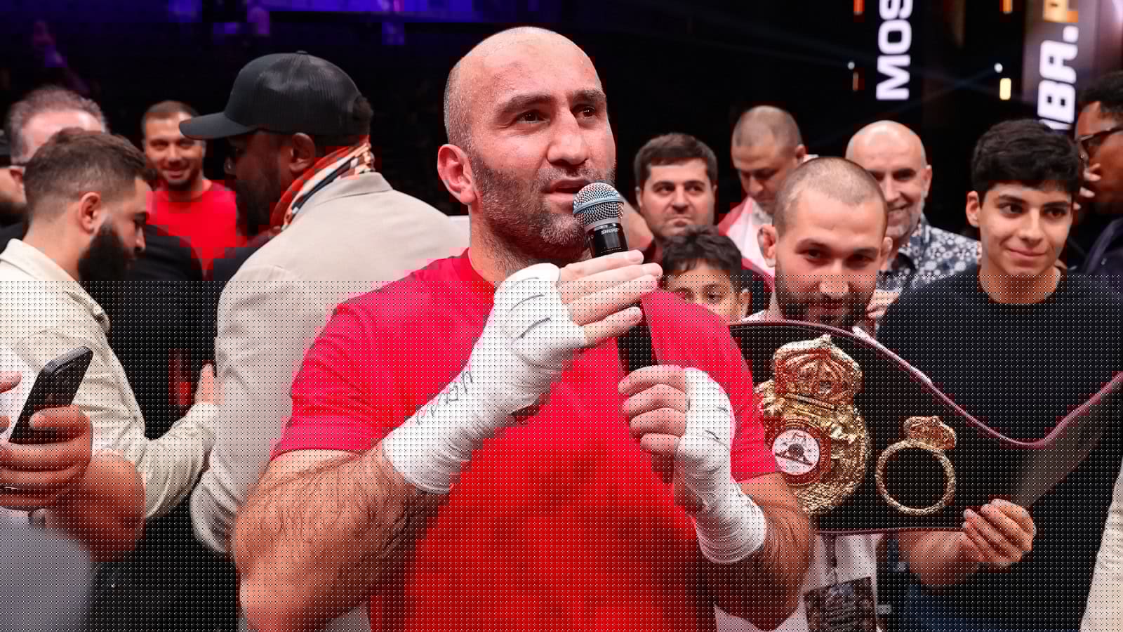 ‘Dangerous’ Heavyweight Champion Names Four-Man Hitlist for Next Fight