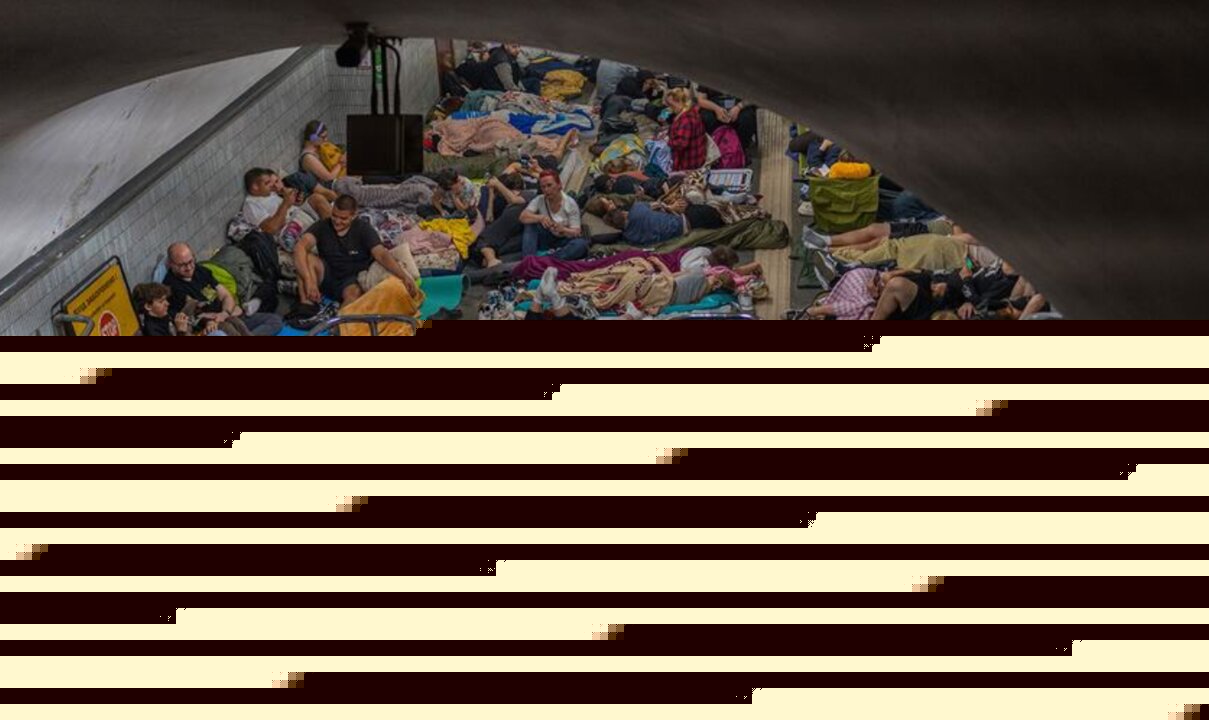 Rusia intensifica sus ataques sobre Ucrania y golpea viviendas, escuelas e incluso almacenes de ayuda humanitaria