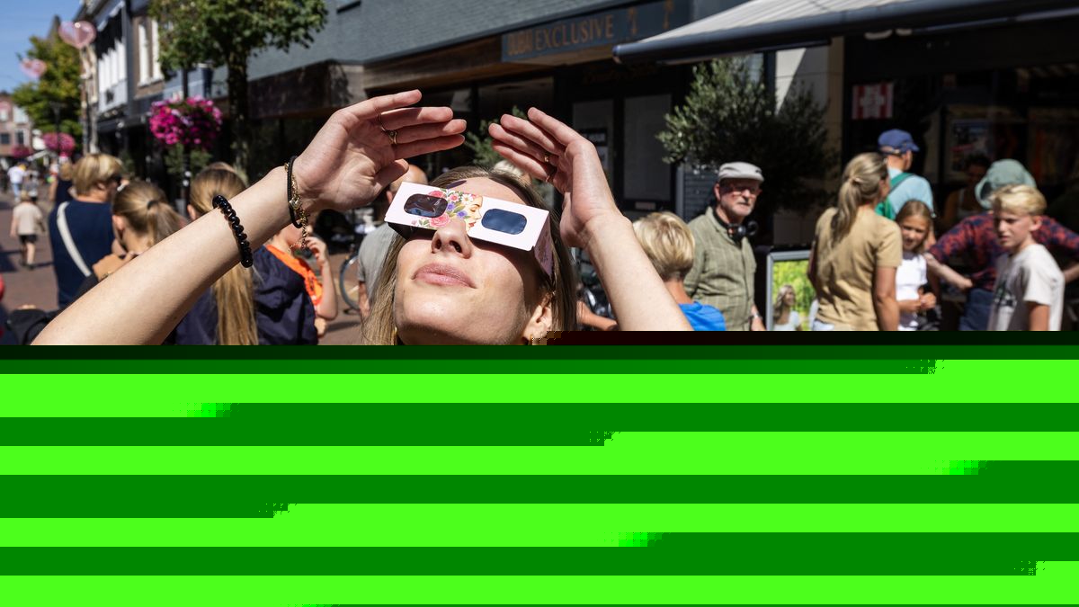 Met Office confirms date of NEXT big eclipse - and part of UK gets 100 per cent coverage