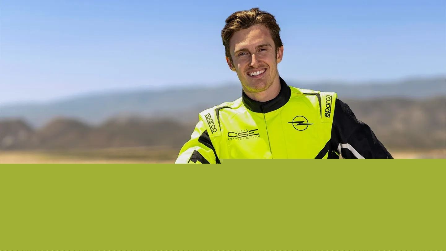 Pourchaire reignites single-seater career with Opel in Formula E