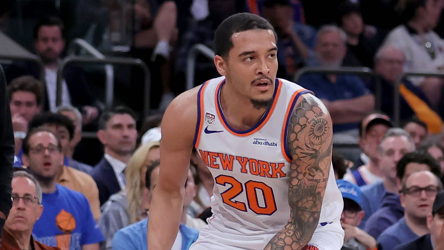Jeremy Sochan Has the Chance to Still Help Knicks Even From Afar