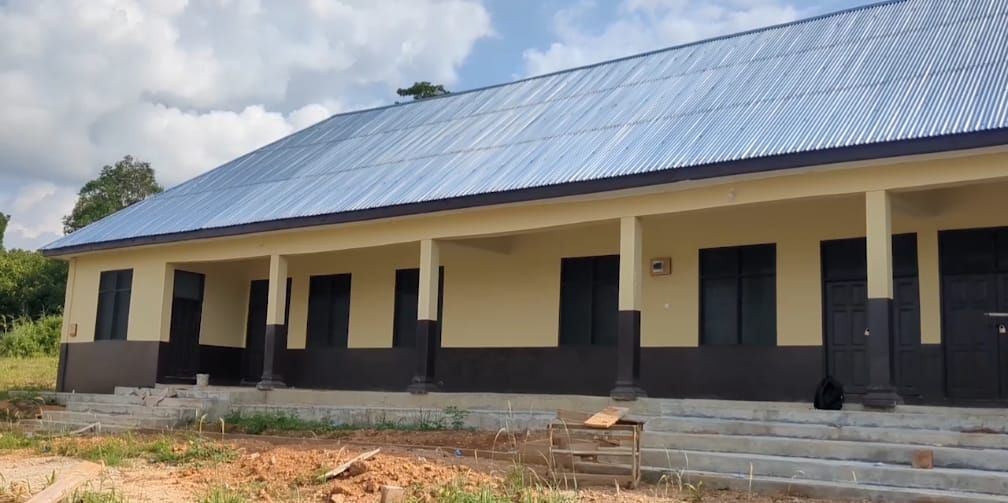 Ashanti Region: Bekwai Assembly commissions two 3-unit classroom blocks Brosanko and Bodoma