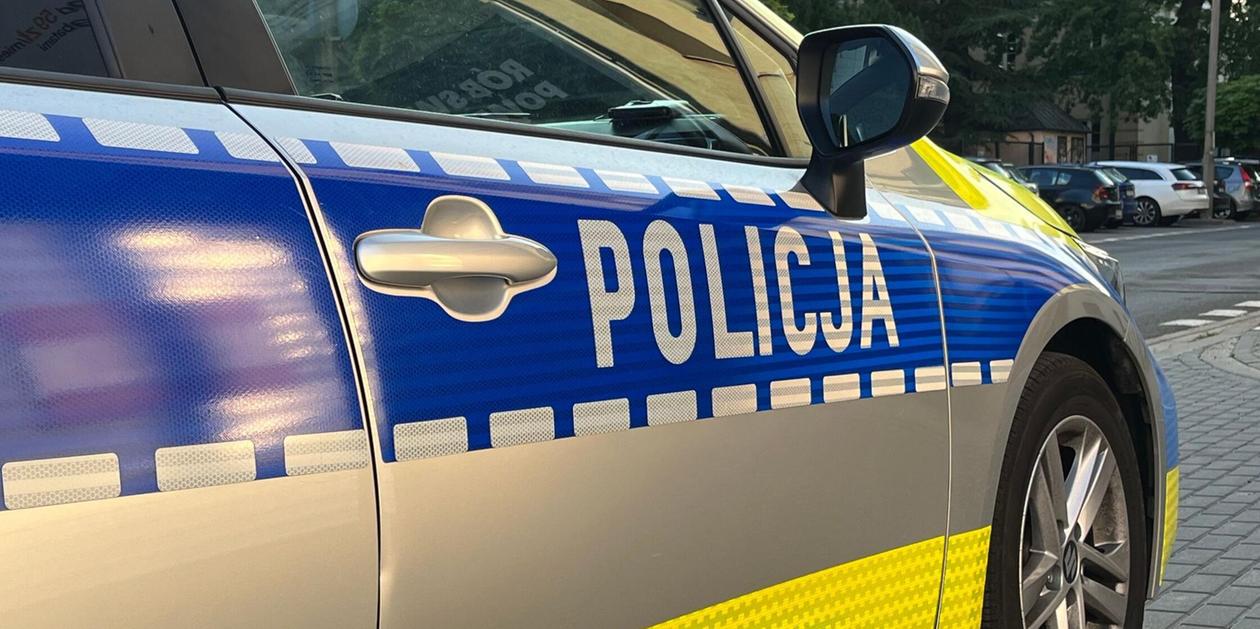 Auto zieht Schlitten: Ein Toter, ein Schwerverletzter