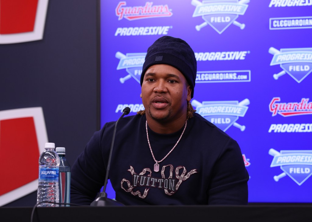 Guardians celebrate loyal Jose Ramirez’ contract extension