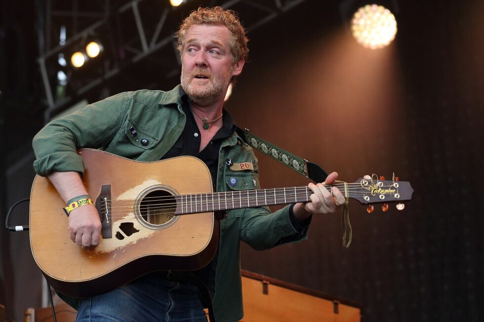 Oscar-winning Irish singer-songwriter Glen Hansard dies in Dublin motorcycle crash