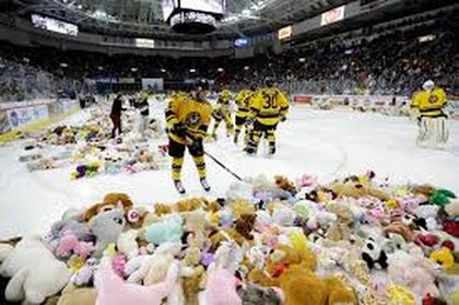 Gamblers’ Teddy-Bear-Toss Game Combines Hockey, History, and Heart