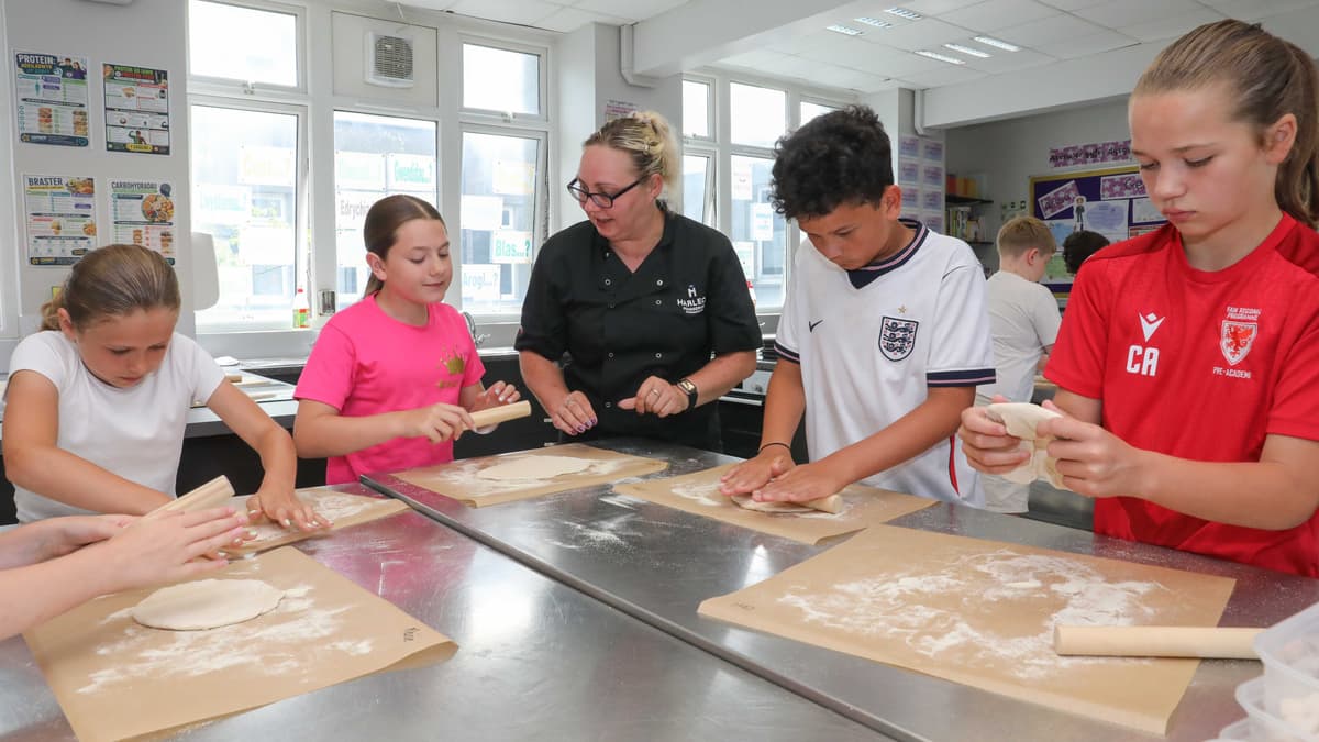 Young pizza makers serve up summer fun at Gwynedd school workshop