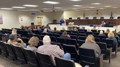 Horse road safety forum generates interest and ideas