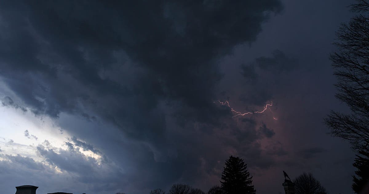 Tornadoes and thunderstorms: Busting some of the biggest severe weather myths