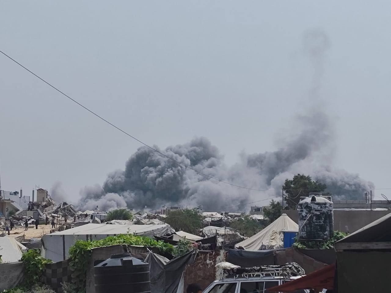 Conflict Escalates: Zionist Airstrikes Intensify in Gaza as Humanitarian Crisis Deepens Amid International Silence