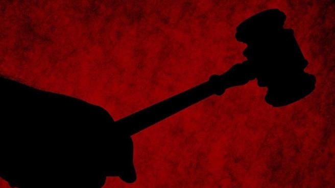 Michael John Van Manen: Former FIFO mining supervisor avoids immediate jail for child abuse material