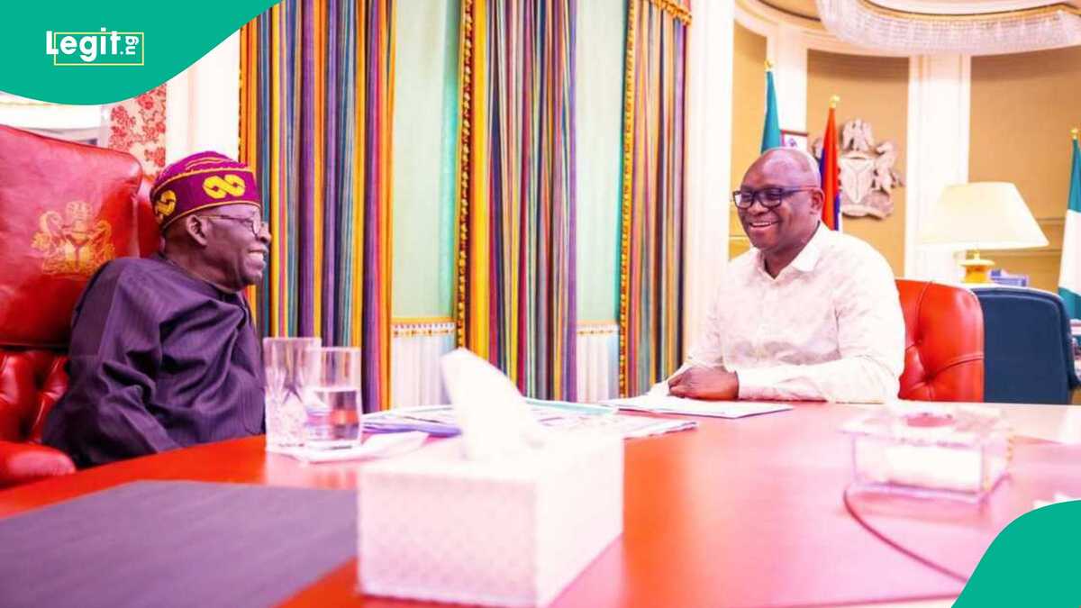 Mixed reactions as powerful PDP chieftain makes pledges to Tinubu