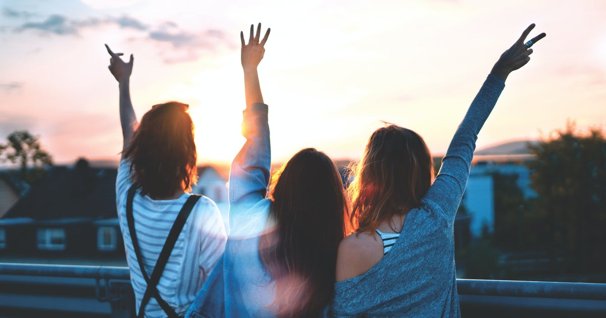 The Five Star Weekend and Female Friendships With Age