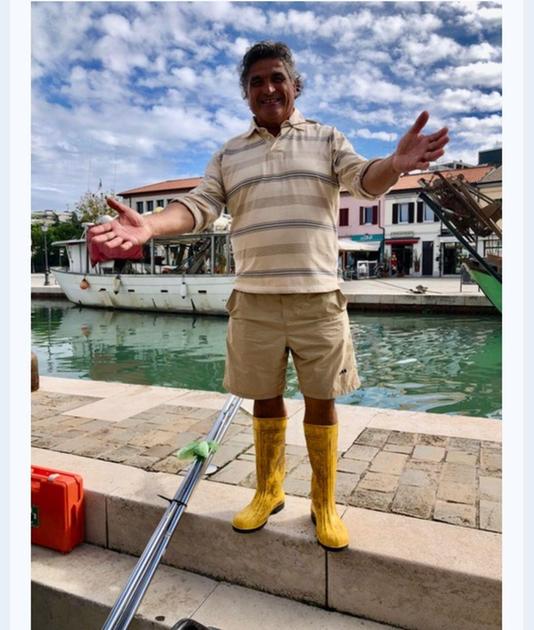 Pagliarani recita la parte del pescatore in una serie tv