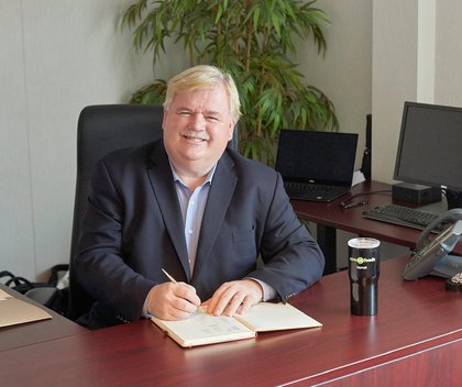 Comment on Darrell Jones to retire after 48 years, Jamie Nelson named next Pattison Food Group President by Aliyah