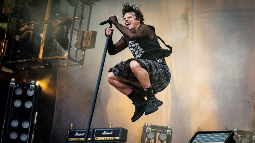 YUNGBLUD shares video for “Zombie” starring Florence Pugh
