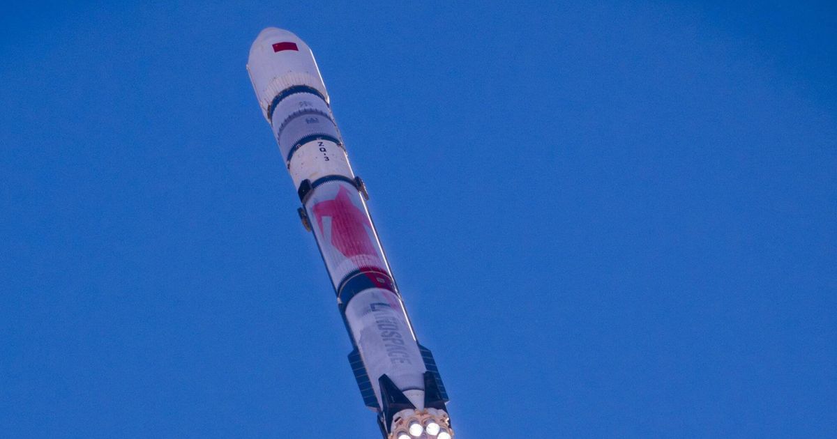 Emergency alert prepared for UK as Chinese rocket debris hurtles towards Earth