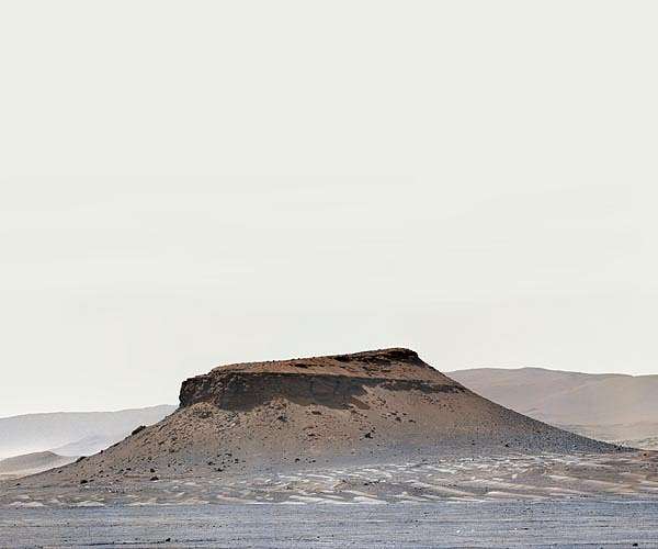 New clues to Mars habitability in discovery of ancient beach