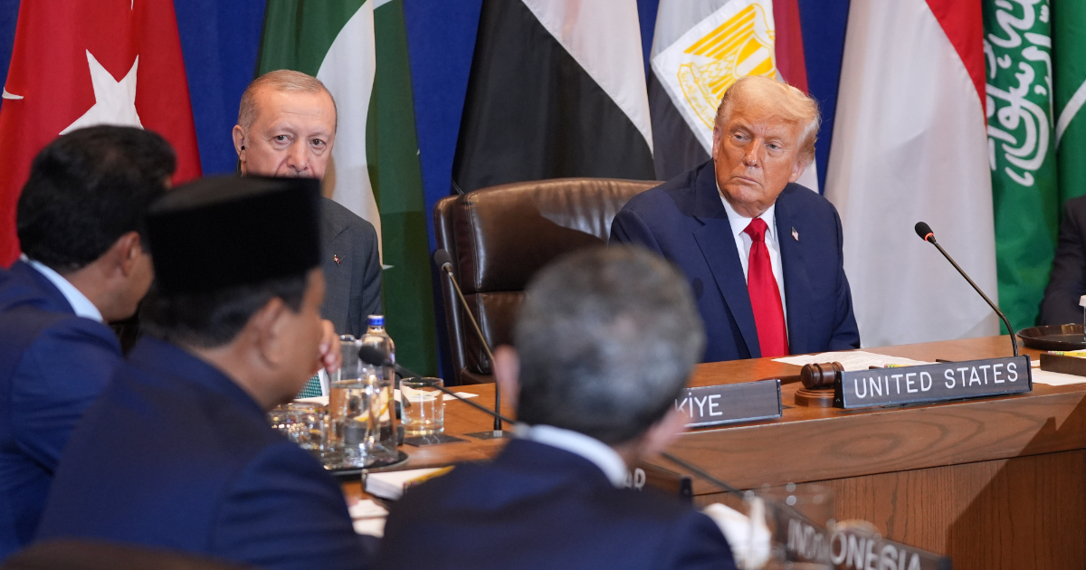 Contrariati in privato, favorevoli in pubblico: il sì dei Paesi arabi al Piano di Trump per Gaza in nome della cooperazione economica