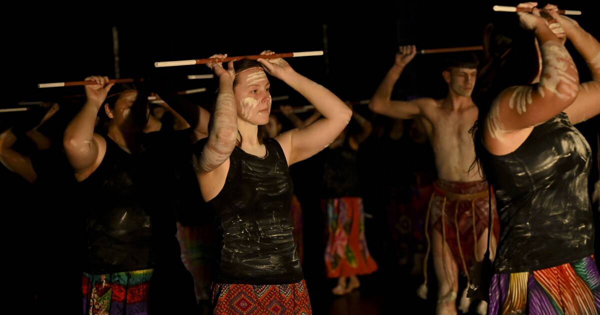 How Indigenous youths in the Ulladulla area can build performance arts careers