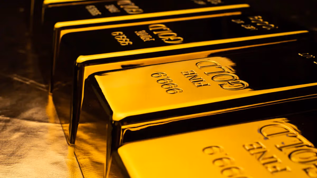 Central Banks Bought a Record 289 Tonnes of Gold Despite a…