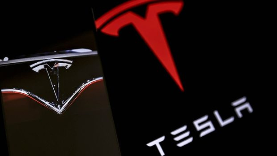 Tesla'nın kârı geçen yılın son çeyreğinde yüzde 61 azaldı