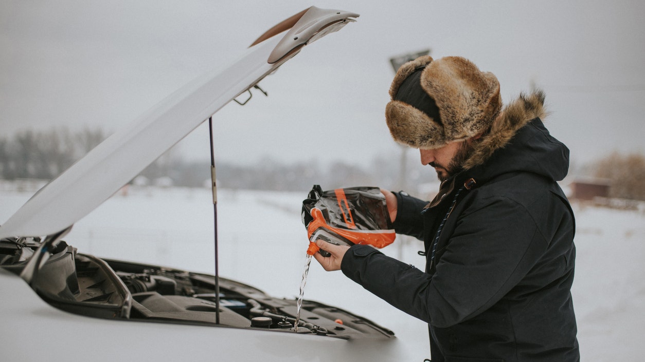 12 winter car must-haves to keep you safe and warm on the road