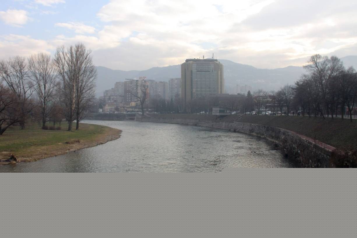 Jedna osoba zadobila lakše tjelesne povrede u saobraćajnoj nezgodi kod Zenice