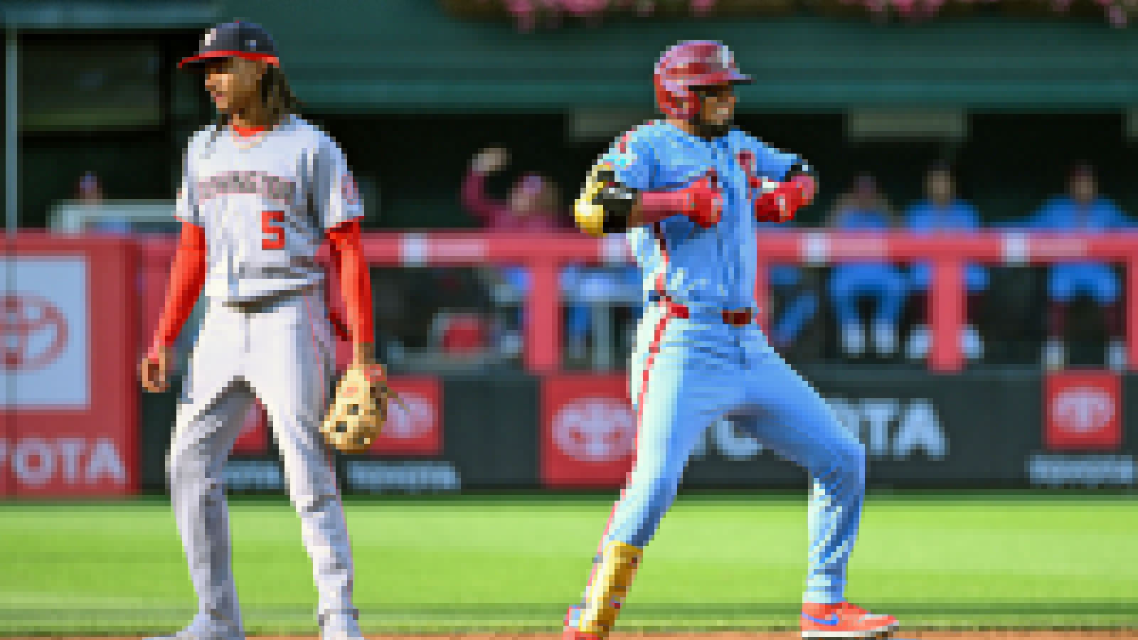 How Luis Arraez already made Phillies history in just 3 games