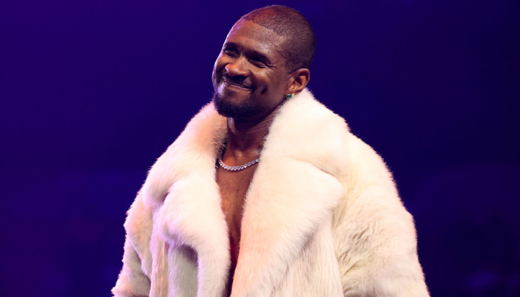 Usher Or Uhhh… Sure? Usher Denies Body Double Deception Onstage After 'Confessions' Clone Conspiracies Go Viral
