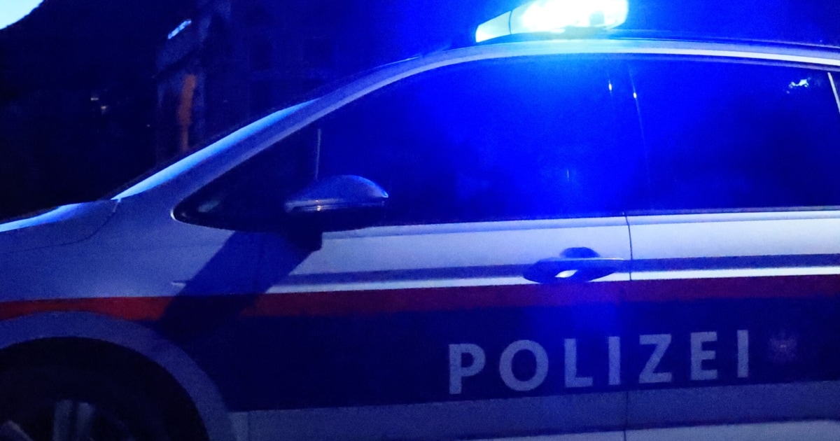 Bei Fluchtversuch - Polizisten von Motorradfahrer (17) mitgeschleift