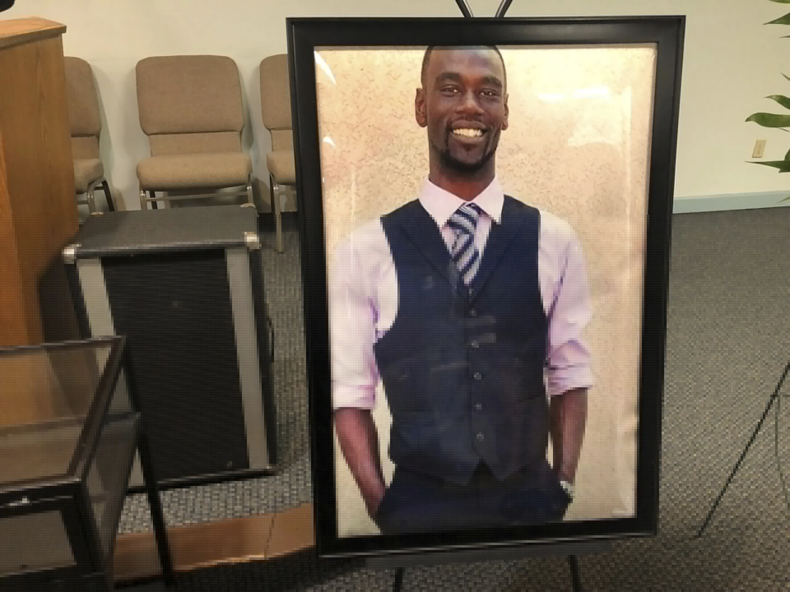 New trial ordered for 3 Memphis ex-officers in connection with death of Tyre Nichols
