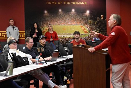 Swanson: USC’s Lincoln Riley bets big on Gary Patterson at defensive coordinator
