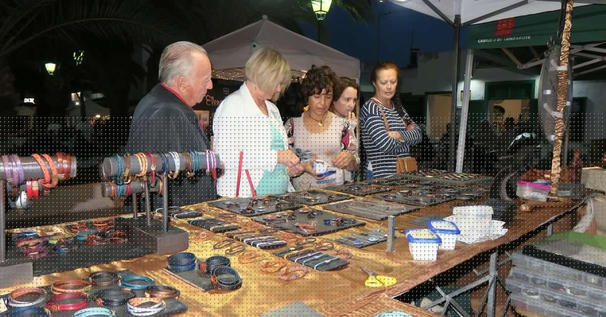 Este es el mercadillo artesanal con vistas al mar que no te puedes perder este fin de semana: en un escondido rincón de Cádiz