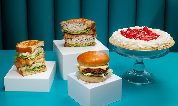 Polly’s Pies Celebrates All-American Classics with Guest-Favorite Dishes and New Family Meal Deals