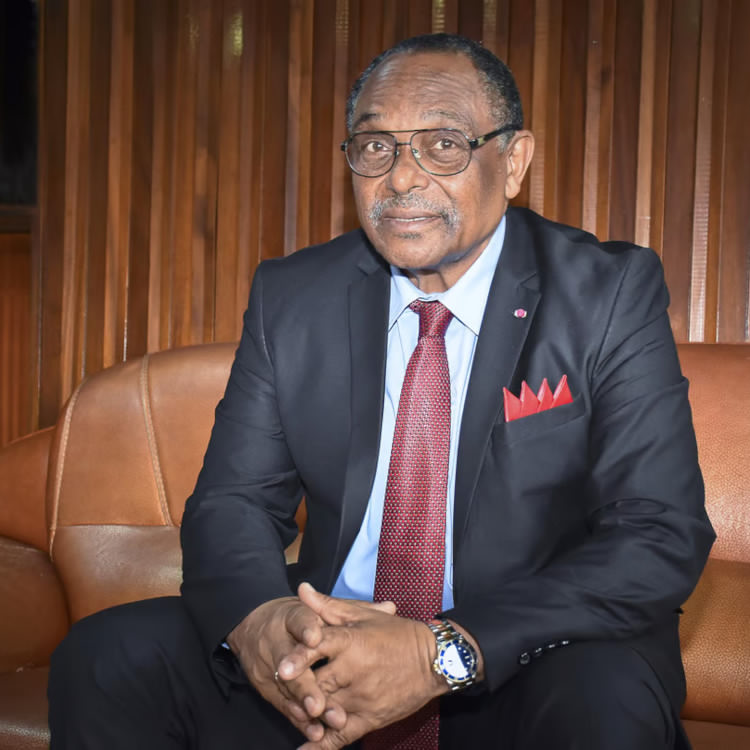 - « Biya a droit à 80 jours de congé » : la sortie d'Owona