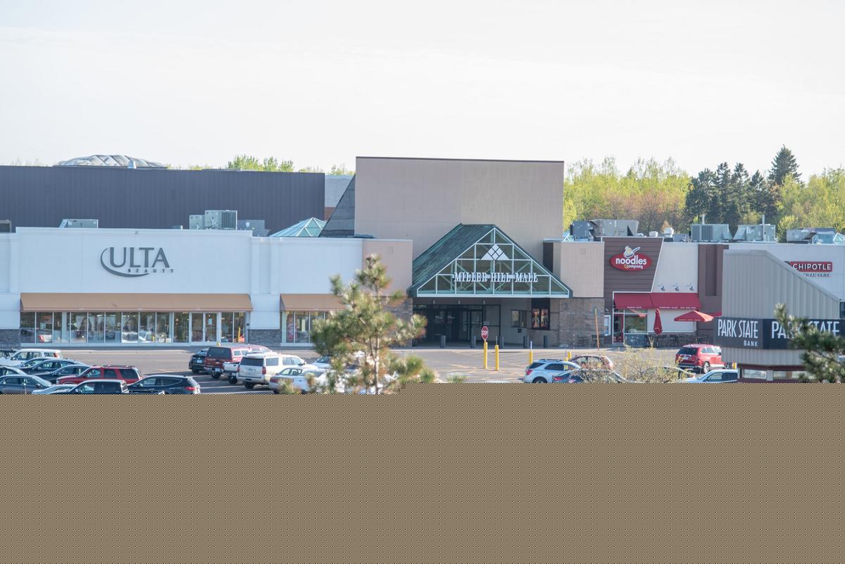 Spirit Halloween Is Now Open At The Miller Hill Mall In Duluth