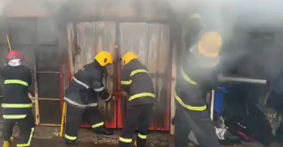 ضربة جوية تستهدف مضيفاً للزوار على طريق كربلاء