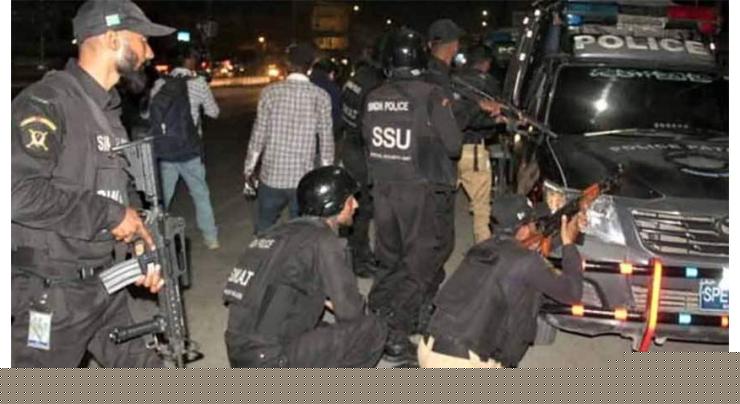 Injured dacoit arrested after encounter with police