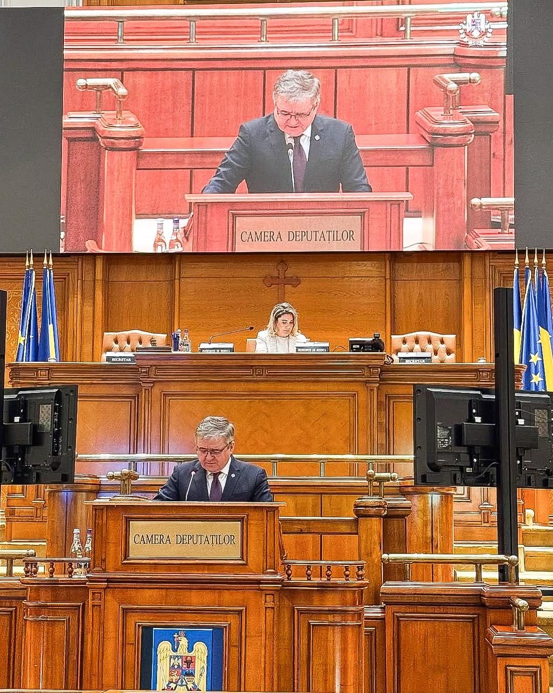 Deputatul Mircea Govor: ,,Demnitate și protecție pentru copiii României în mediul online! Internetul nu mai este o simplă rețea de date – este o rețea de destine!